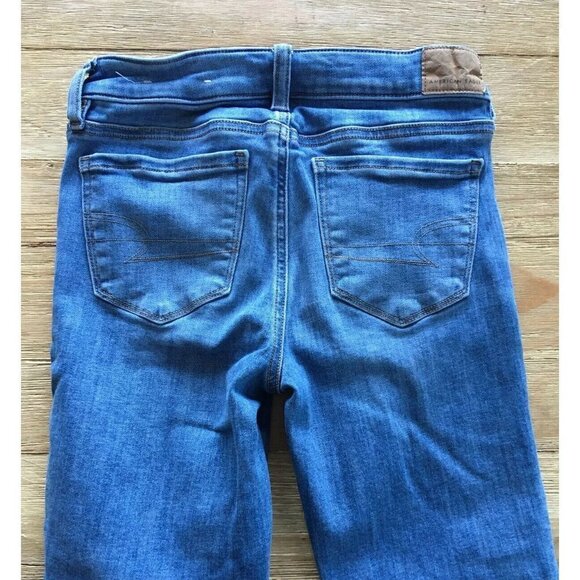 American Eagle JEGGING Jean Womens Size 00 Short Next Level Stretch Medium Wash - Picture 4 of 4